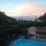 Nostos Otel