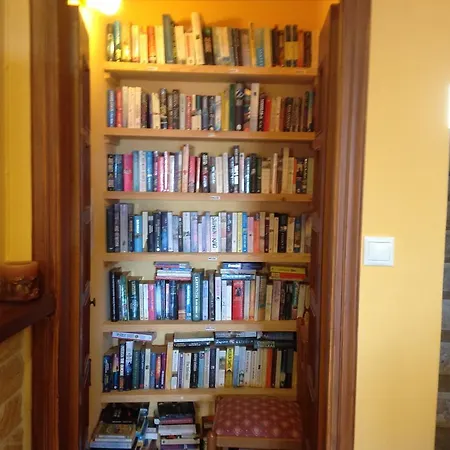 Отель Nostos 2*