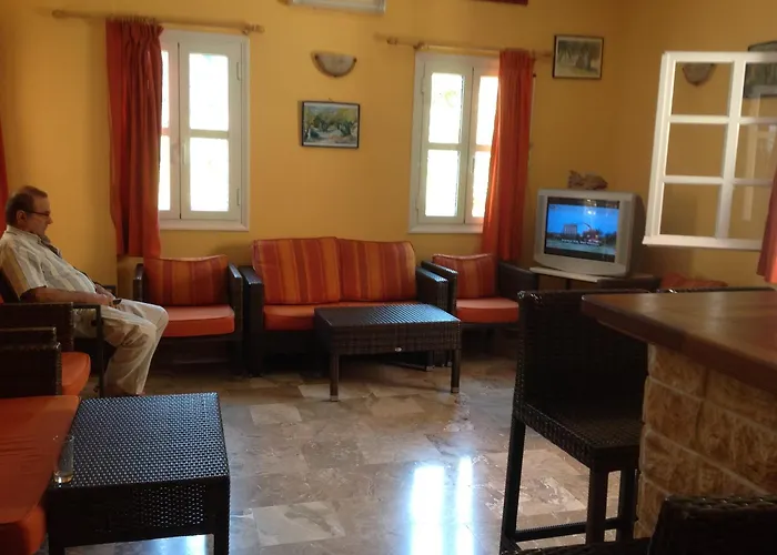 Hotel Nostos 2*