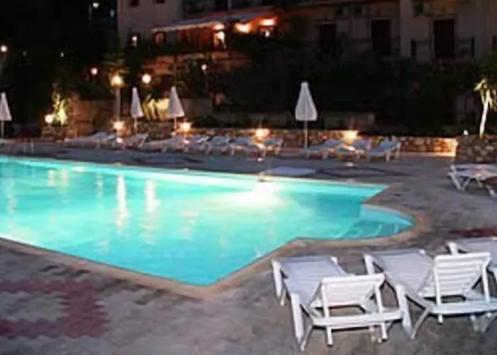 Hotel Nostos 2*
