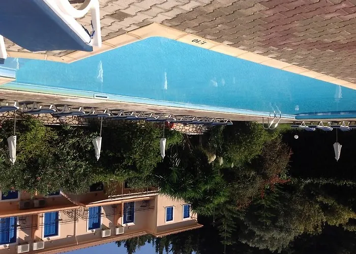 Hotel Nostos Frikes