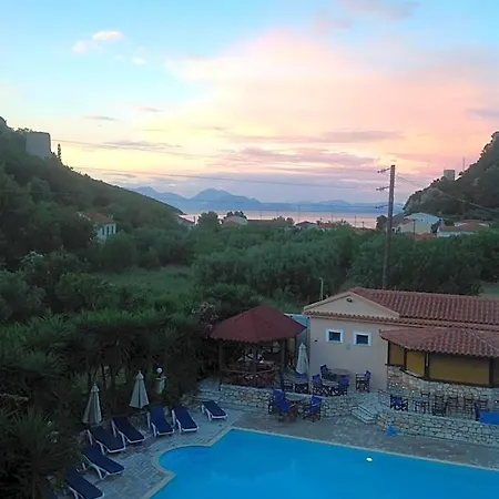 Nostos Hotel