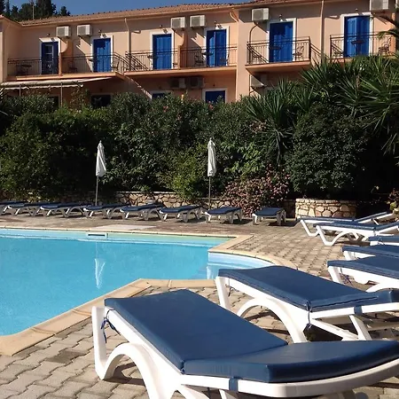 Nostos Hotel Frikes